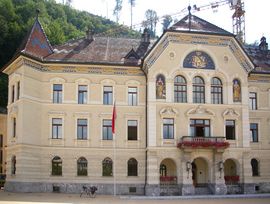 Liechtenstein
Vaduz
Alter Landtag / Regierung
Old Parliament / (recent) Government