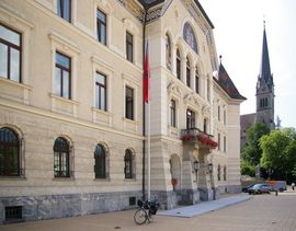 Liechtenstein
Vaduz
Alter Landtag / Regierung
Old Parliament / (recent) Government