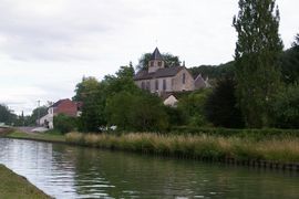 Canal de Bourgogne
Nogent-le-Petit