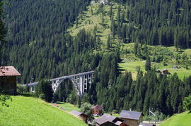 Schanfigg
Arosa-Bahn - Langwieser Viadukt
Langwies