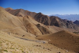 Khardung La 
Zanskar Range - Matho Kangri