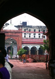 Old Delhi
Chandni Chowk
Fatipureh Masjid